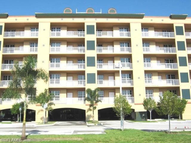 28700 TRAILS EDGE BLVD 403 BONITA SPRINGS, FL 34134