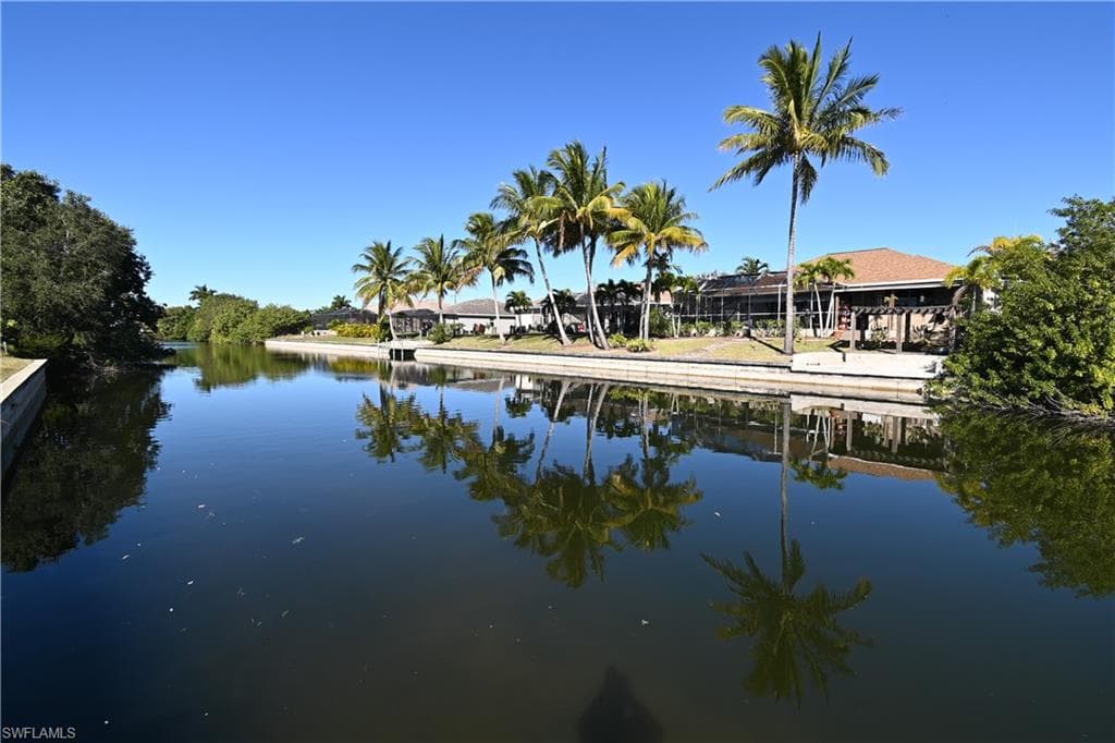 231 Gleason PKY CAPE CORAL, FL 33914