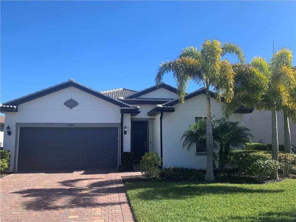3544 E Hampton CIR ALVA, FL 33920