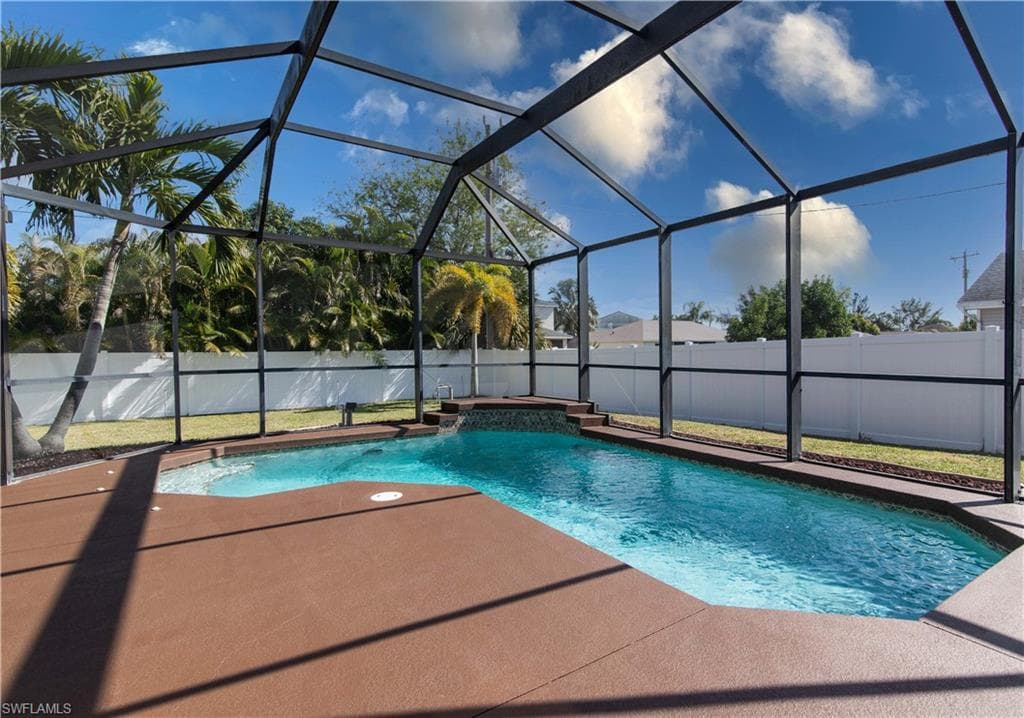 2711 SW 1st AVE CAPE CORAL, FL 33914