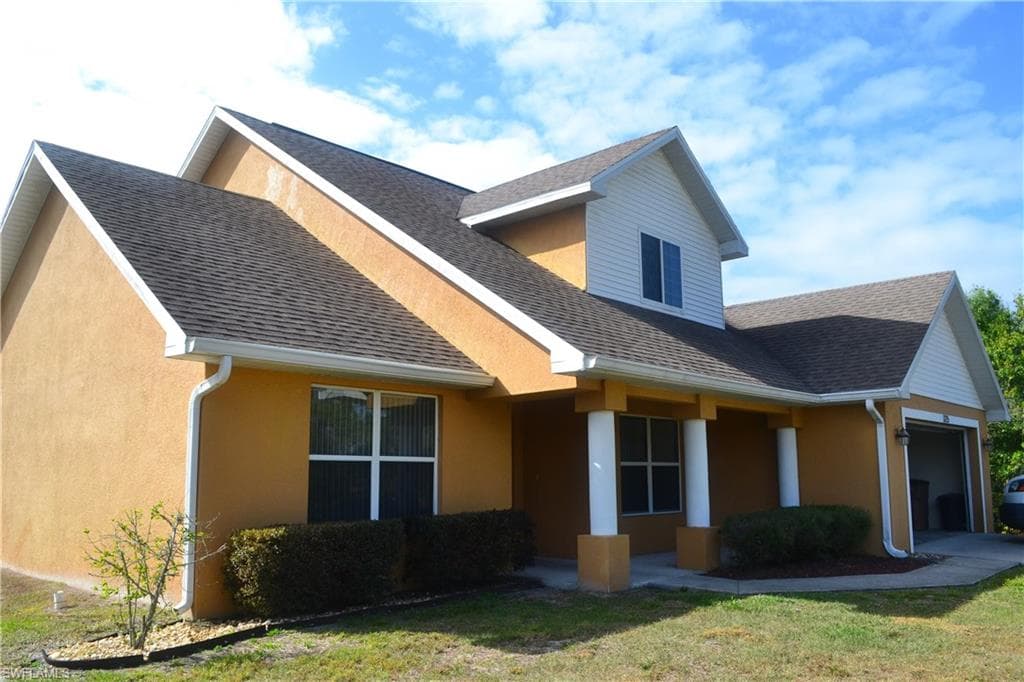 1225 Lincoln AVE LEHIGH ACRES, FL 33972