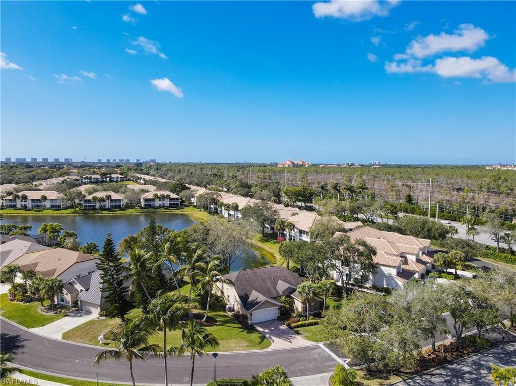 7858 Gardner DR NAPLES, FL 34109