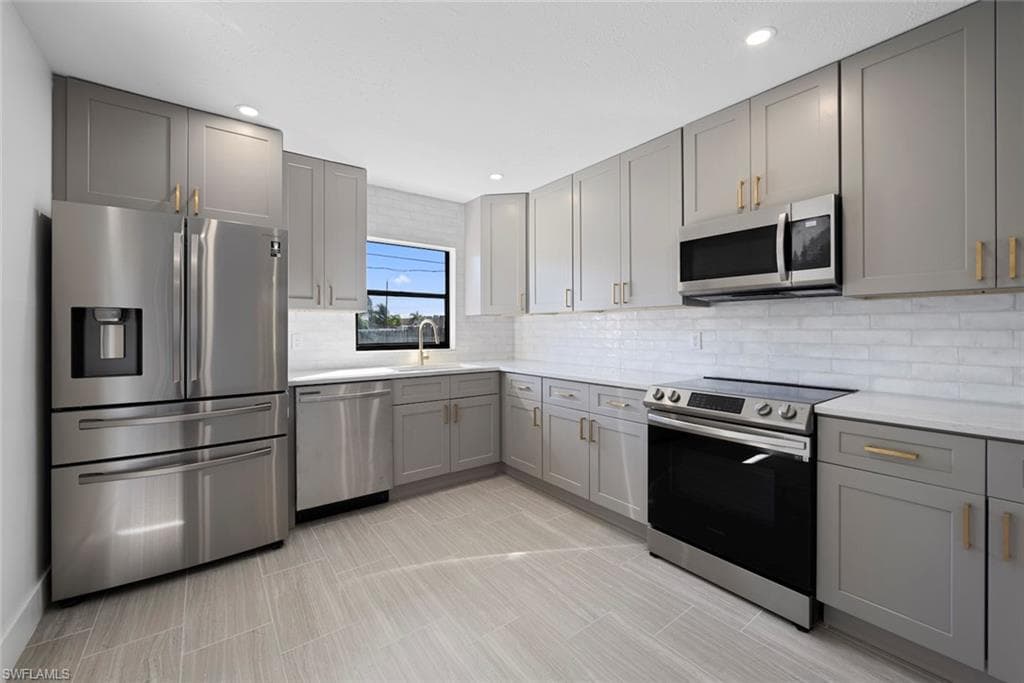 2901 49th ST SW NAPLES, FL 34116