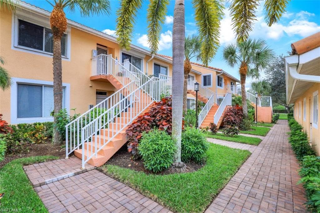 2365 Hidden Lake CT 8012 NAPLES, FL 34112