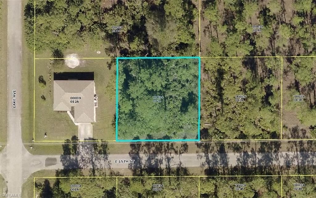 903 E 15th ST LEHIGH ACRES, FL 33972