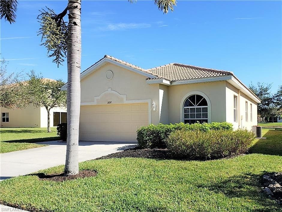 2697 Sunset Lake DR CAPE CORAL, FL 33909