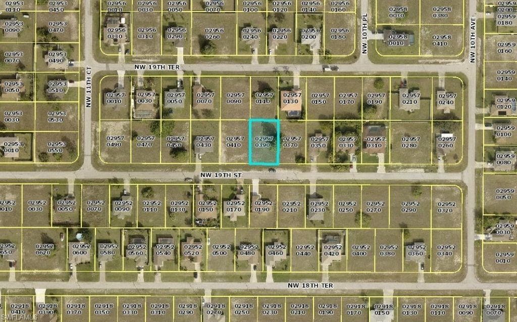 1027 NW 19th ST CAPE CORAL, FL 33993