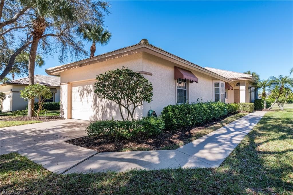 13551 Southampton DR BONITA SPRINGS, FL 34135