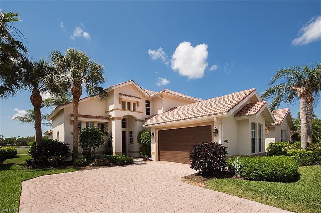 5945 Paradise CIR 1-5 NAPLES, FL 34110