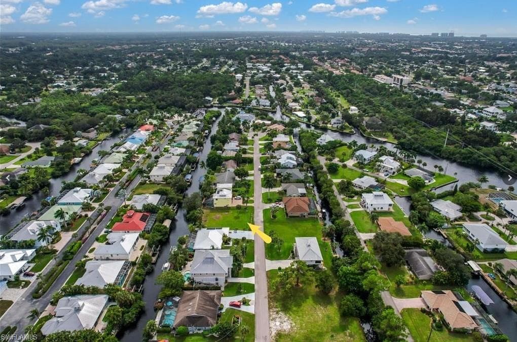 27165 Belle Rio DR BONITA SPRINGS, FL 34135