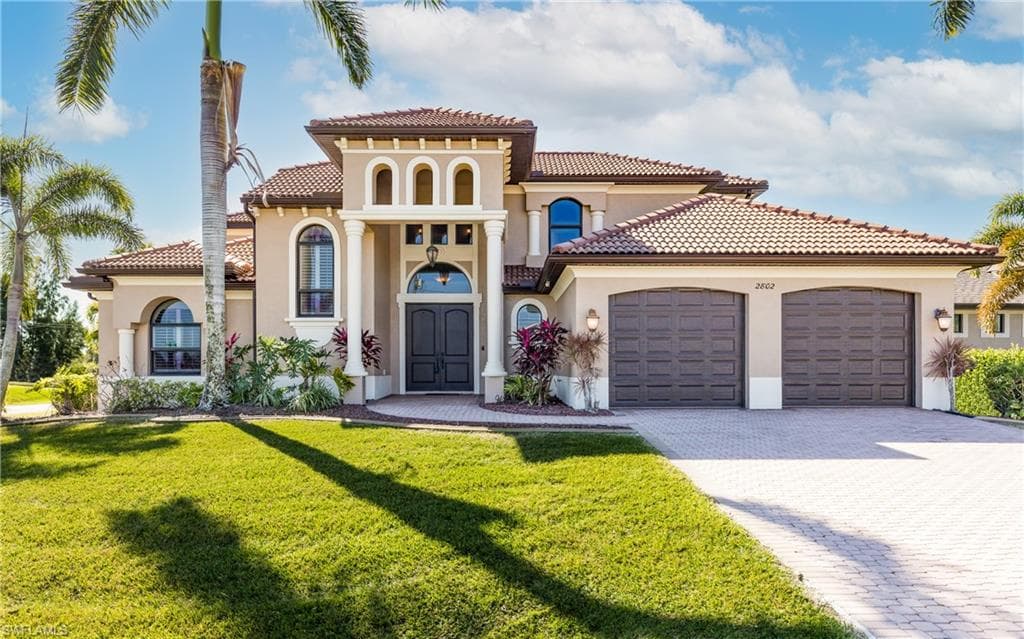 2802 SW 34th TER CAPE CORAL, FL 33914