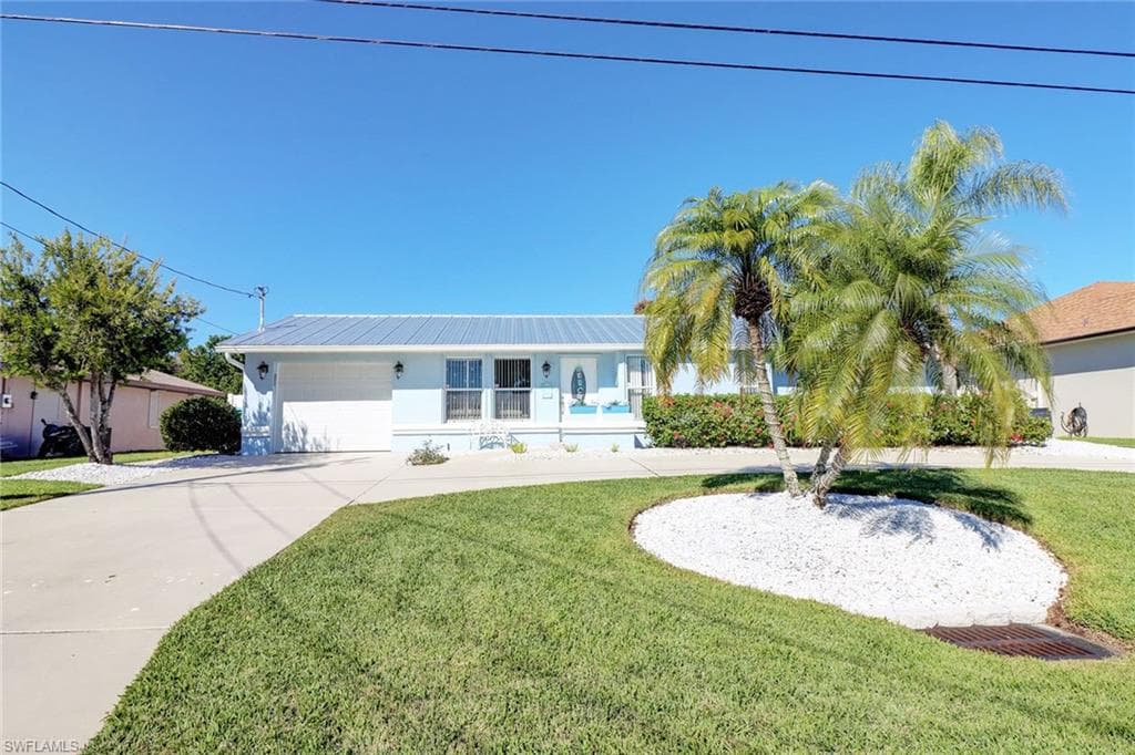 1321 SE 29th ST CAPE CORAL, FL 33904