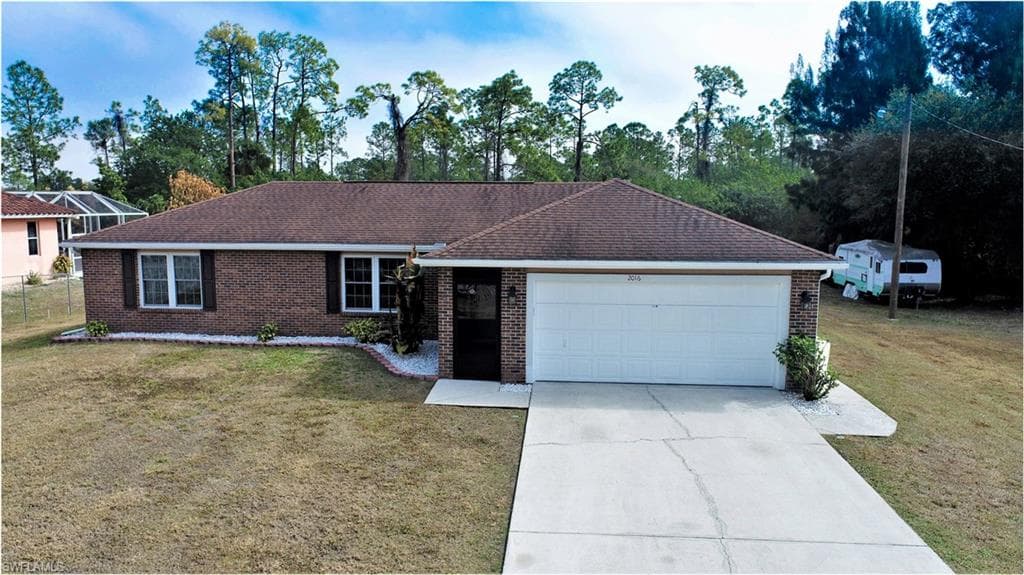2016 Fitch AVE ALVA, FL 33920