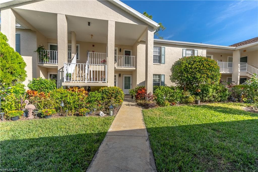 1704 Kings Lake BLVD 7-104 NAPLES, FL 34112