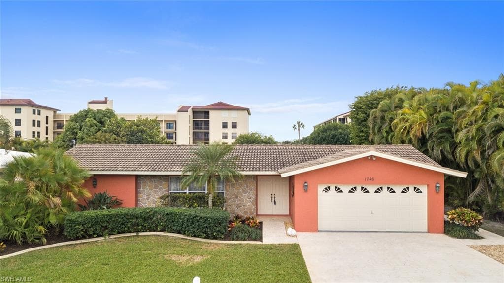 1746 SE 46th LN CAPE CORAL, FL 33904