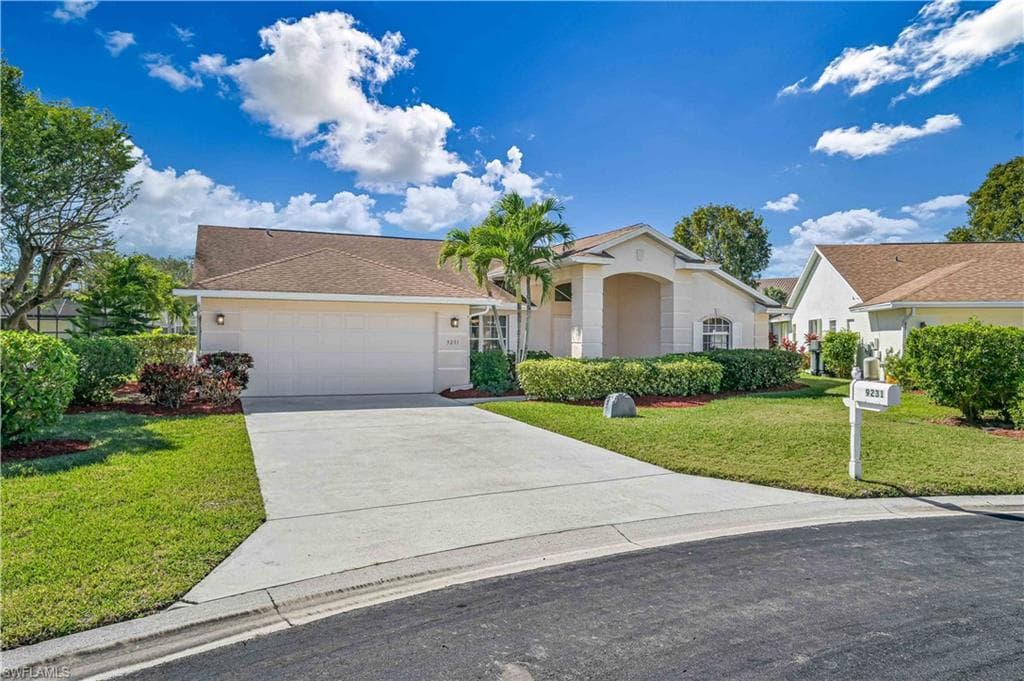 9231 Bramble CT FORT MYERS, FL 33919