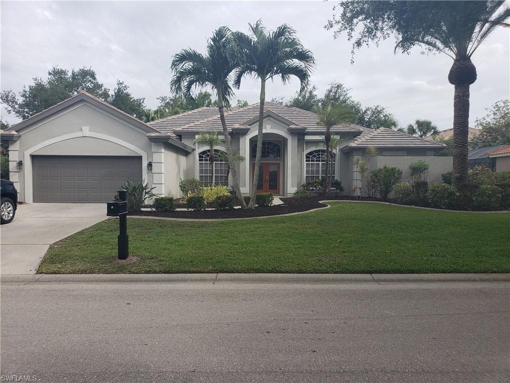 12320 White Pine LN FORT MYERS, FL 33913