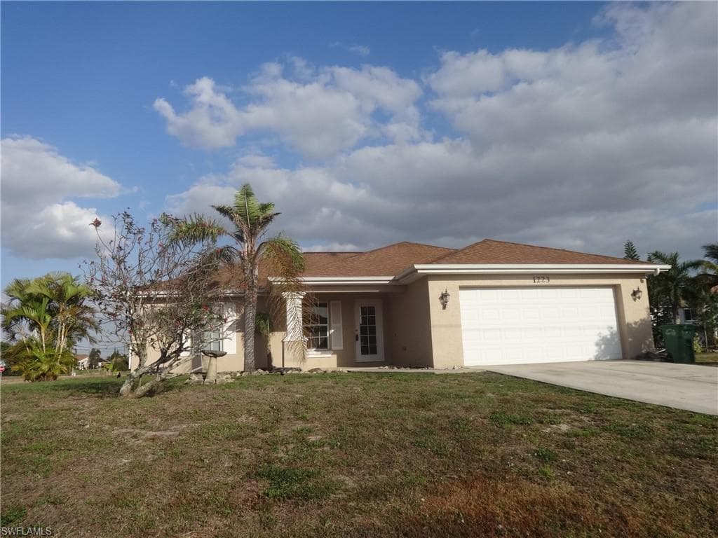 1223 NW 8th PL CAPE CORAL, FL 33993