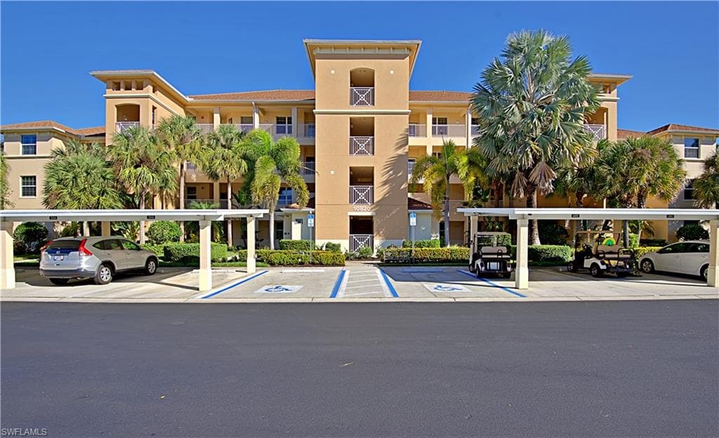 10820 Palazzo WAY 301 FORT MYERS, FL 33913