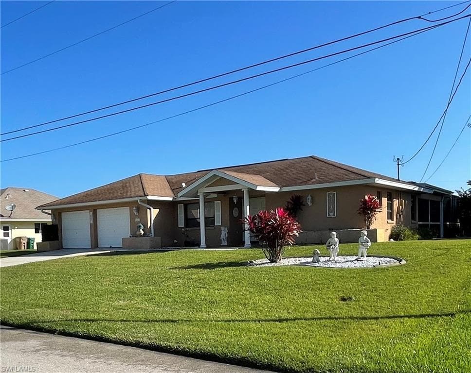 527 SE 23rd AVE CAPE CORAL, FL 33990