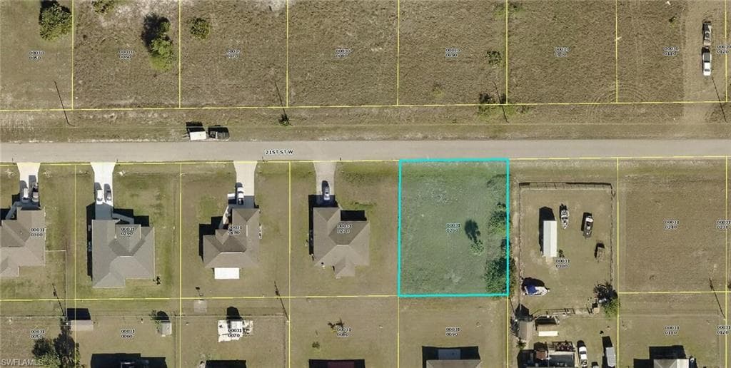 3817 21st ST W LEHIGH ACRES, FL 33971