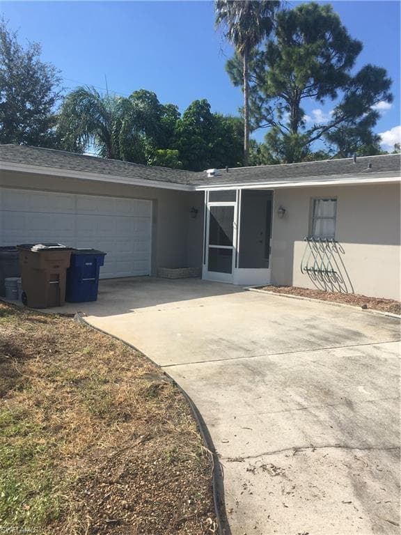 907 E 3rd ST LEHIGH ACRES, FL 33936