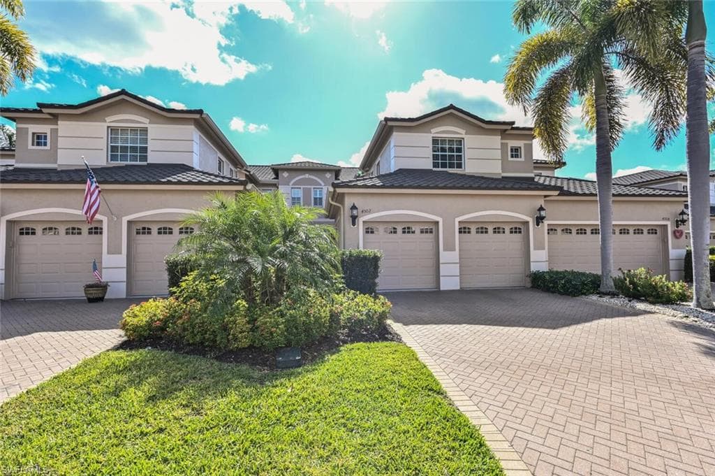 793 Regency Reserve CIR 4502 NAPLES, FL 34119