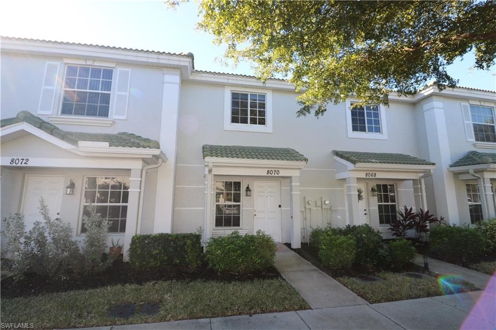 8070 Pacific Beach DR FORT MYERS, FL 33966
