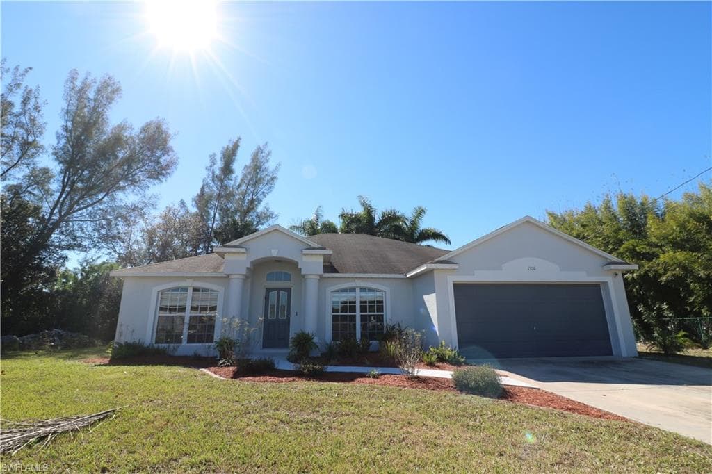 1300 SE 5th TER CAPE CORAL, FL 33990