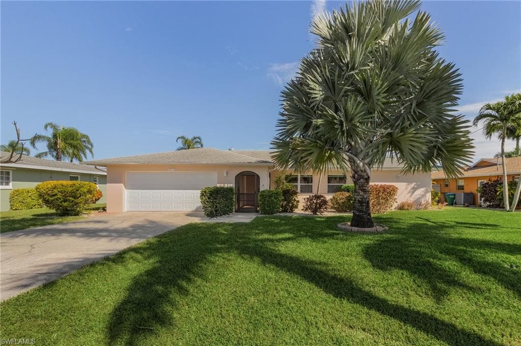4913 Sorrento CT CAPE CORAL, FL 33904
