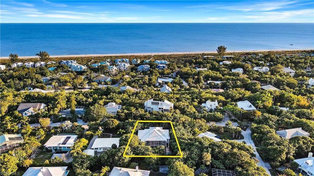 474 Lagoon DR SANIBEL, FL 33957