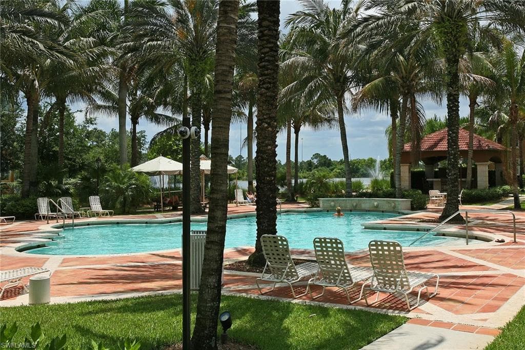 1200 Reserve WAY 302 NAPLES, FL 34105