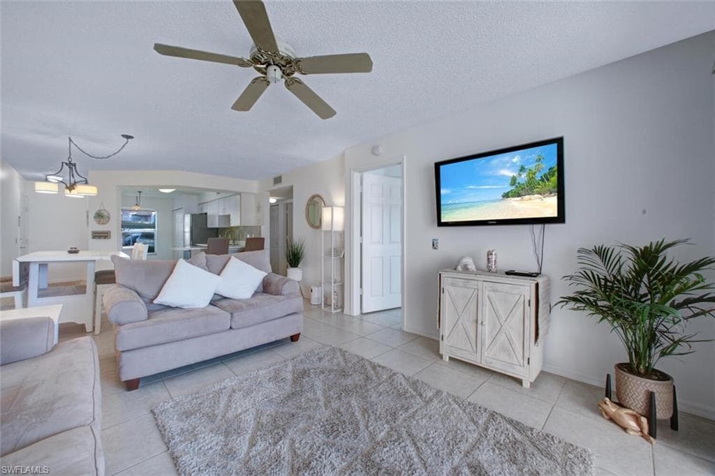 3970 Leeward Passage CT 101 BONITA SPRINGS, FL 34134