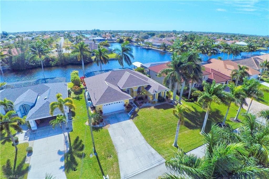 2518 SW 38th TER CAPE CORAL, FL 33914