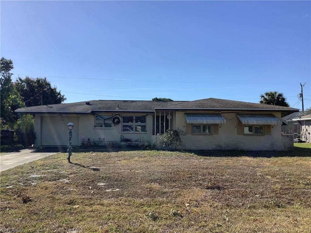 1510 SE 33rd ST CAPE CORAL, FL 33904