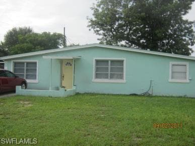 941 Hyacinth ST NORTH FORT MYERS, FL 33903