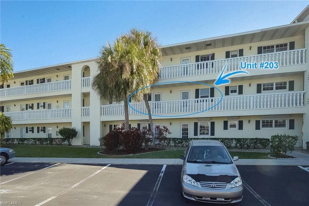 13511 Stratford Place CIR 203 FORT MYERS, FL 33919