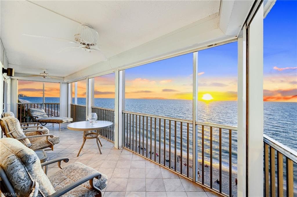 9051 Gulf Shore DR 602 NAPLES, FL 34108