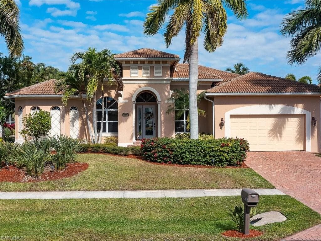 768 Bluebonnet CT MARCO ISLAND, FL 34145