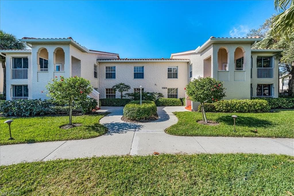 106 Siena WAY 1503 NAPLES, FL 34119