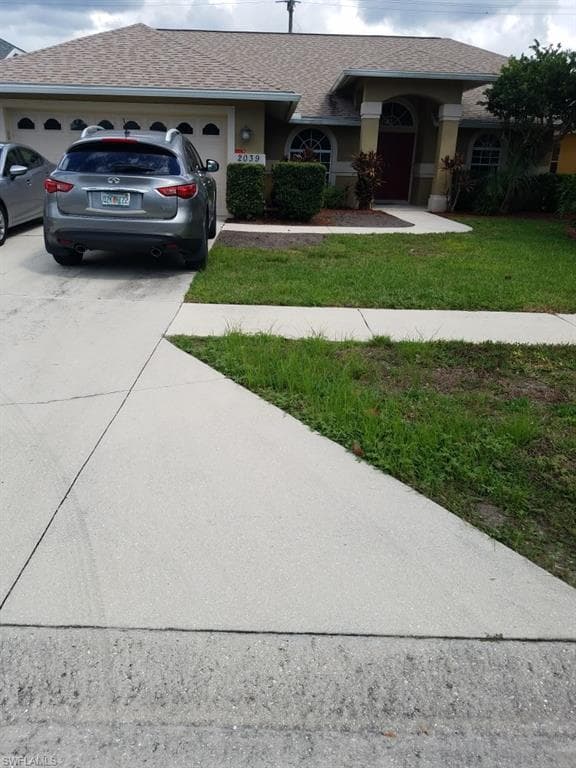 2039 Timberline DR NAPLES, FL 34109