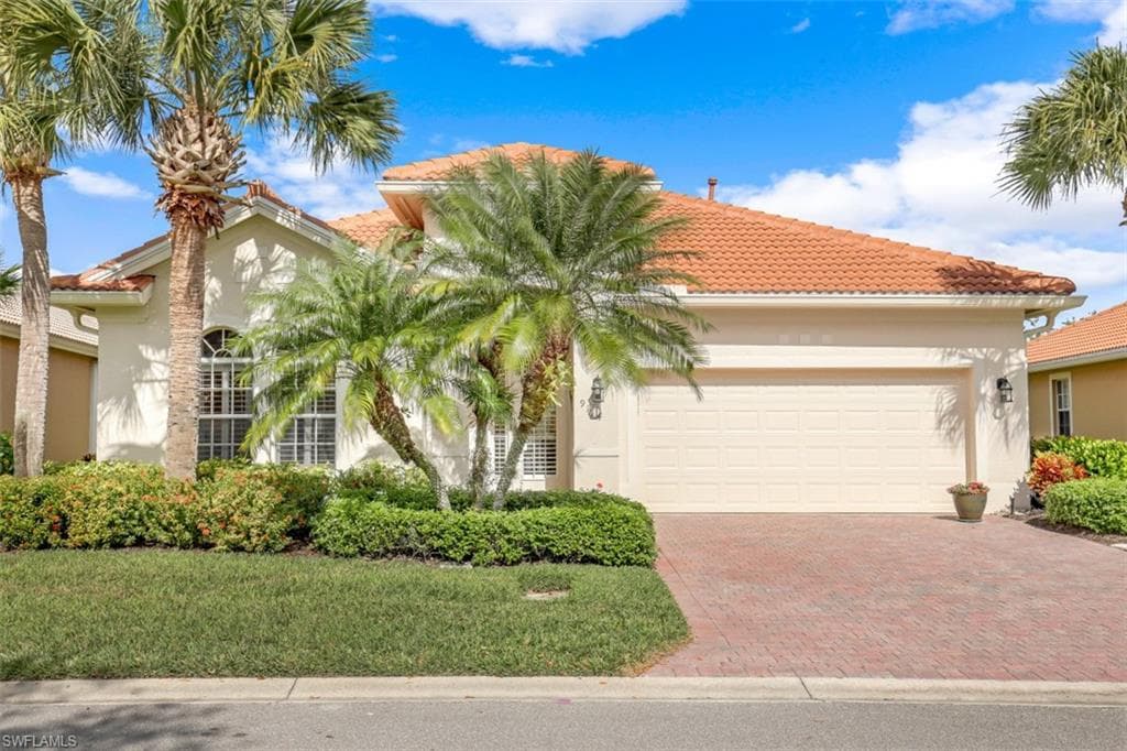 9114 Falling Leaf DR ESTERO, FL 34135