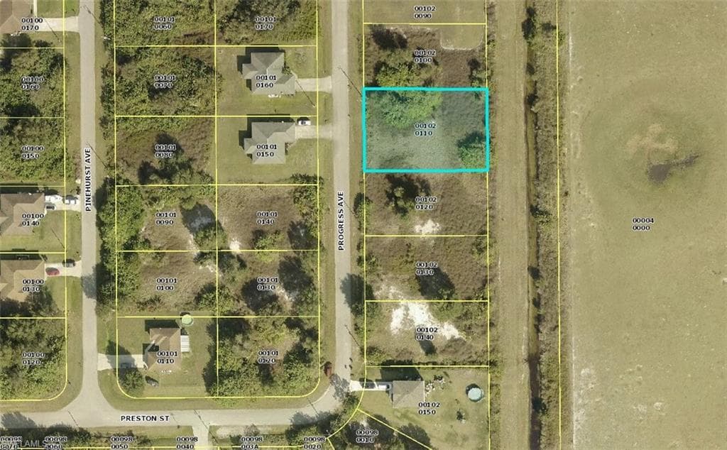 429 Progress AVE LEHIGH ACRES, FL 33974