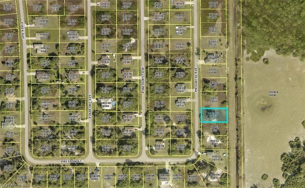 431 Progress AVE LEHIGH ACRES, FL 33974