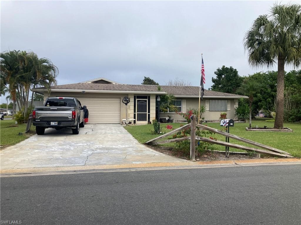 1407 Alwynne DR LEHIGH ACRES, FL 33936