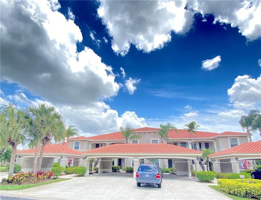12040 Matera LN 203