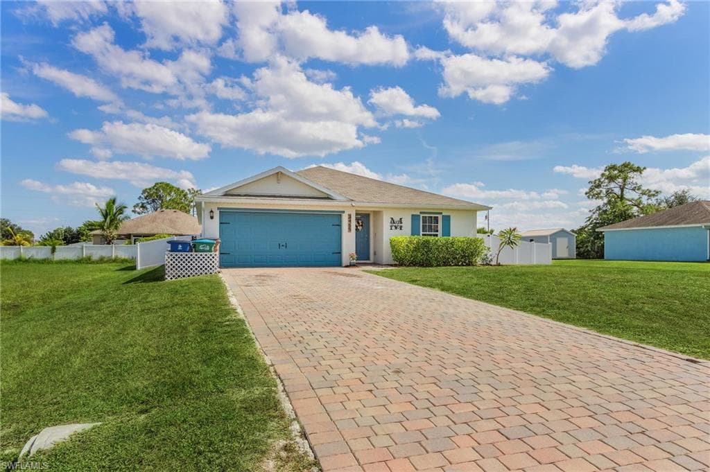 3455 NE 10th AVE CAPE CORAL, FL 33909