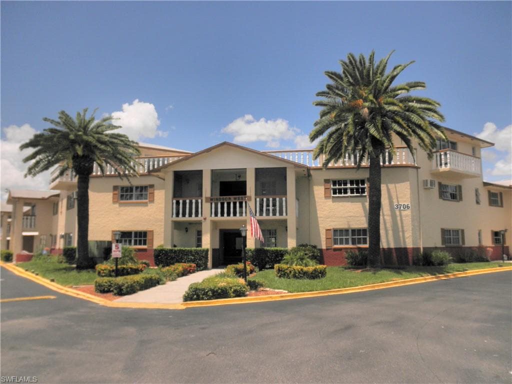 3704 Broadway 113 FORT MYERS, FL 33901