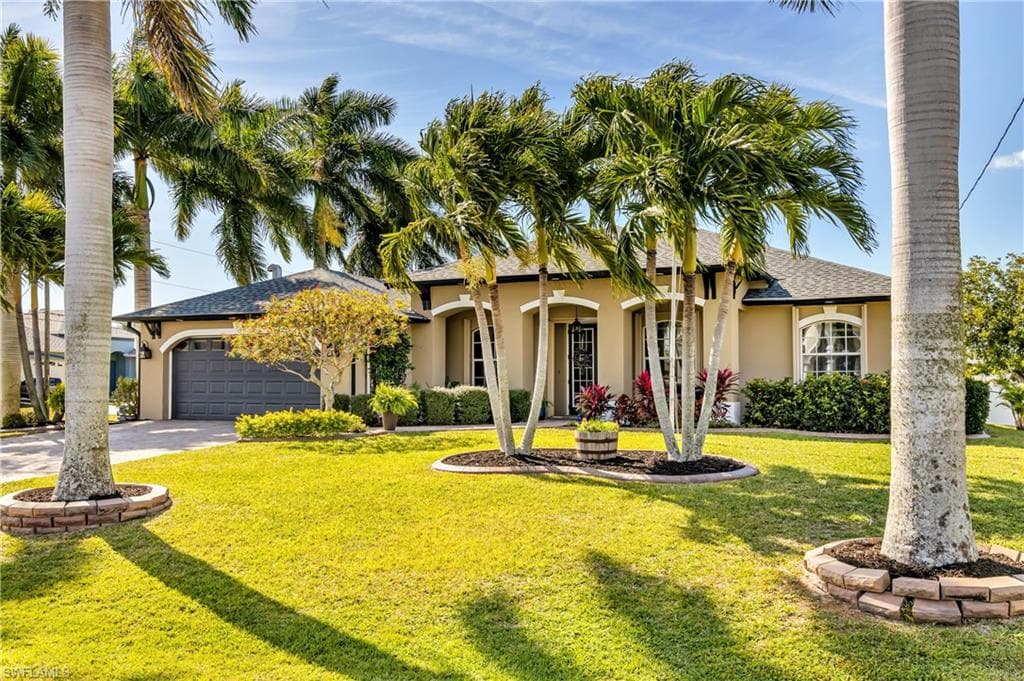 3052 SW 27th CT CAPE CORAL, FL 33914