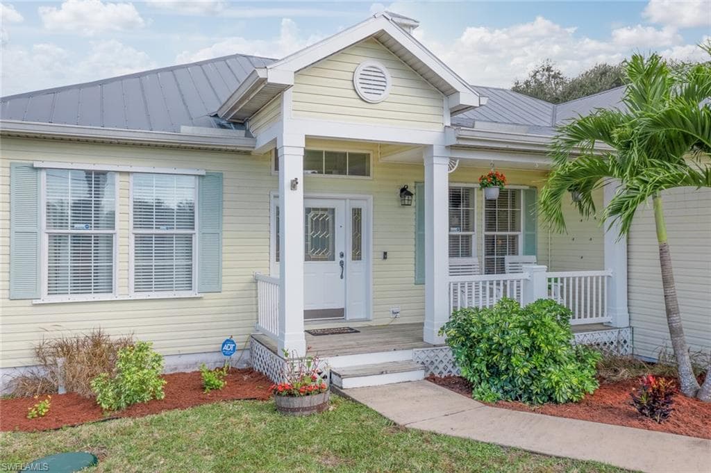 304 Harry AVE N LEHIGH ACRES, FL 33971